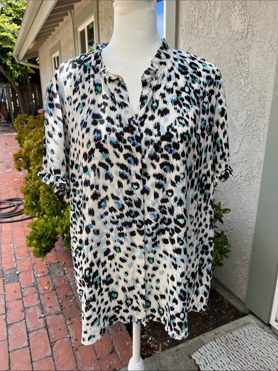 T Tahari Tops - T Tahari Black, Cream, Brown and Teal Printed Blouse Size L